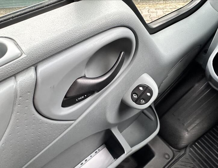 Ford Transit 19