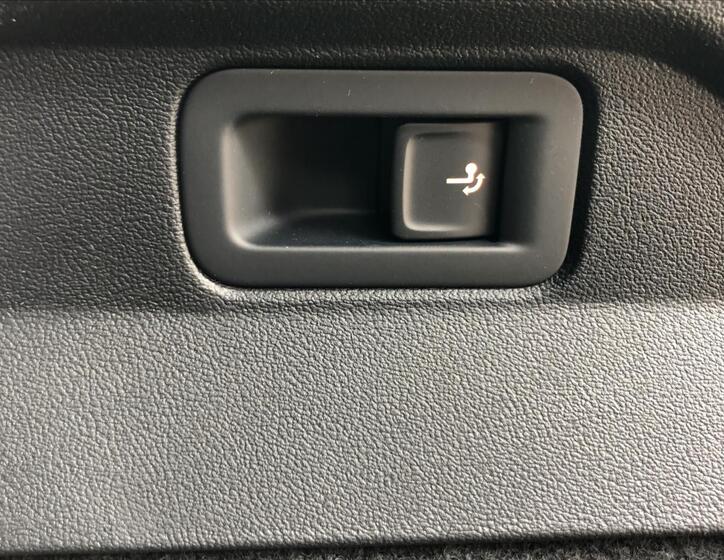 Volkswagen ID.4 13