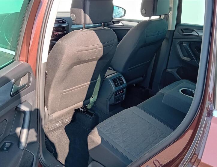 Volkswagen Tiguan 13