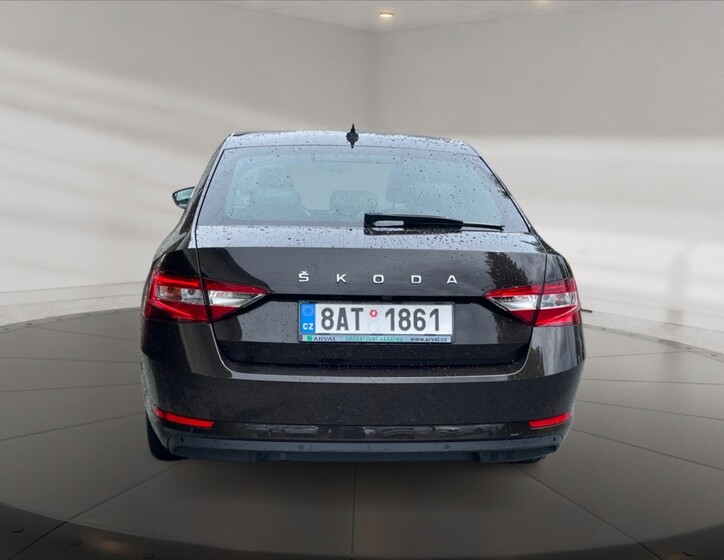 Škoda Superb 5