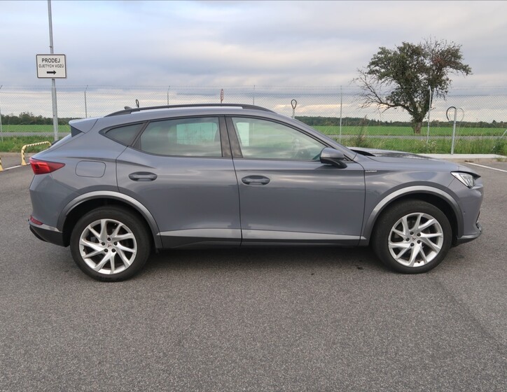 Cupra Formentor 8