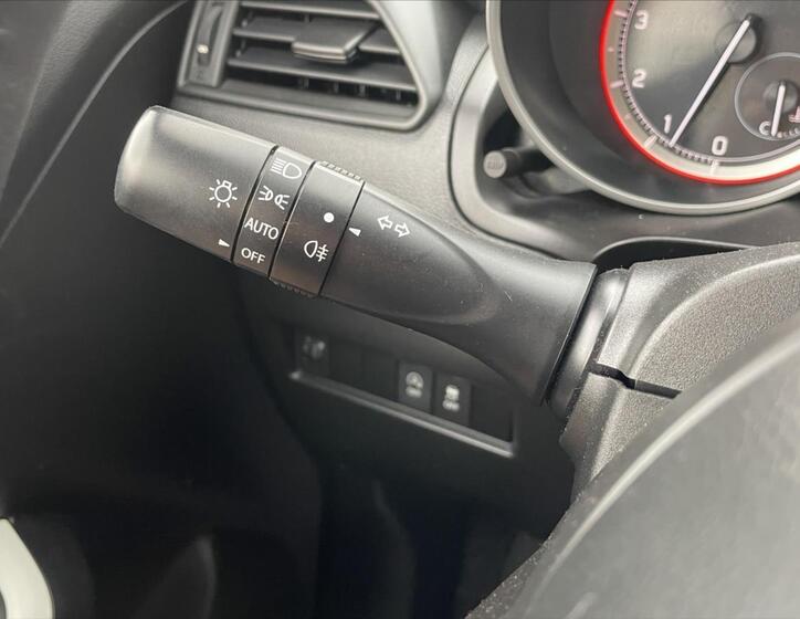 Suzuki Swift 16