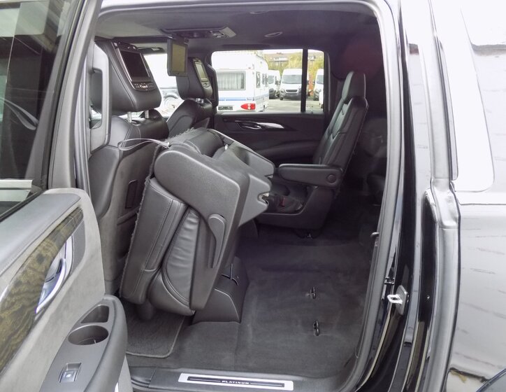 Cadillac Escalade 10