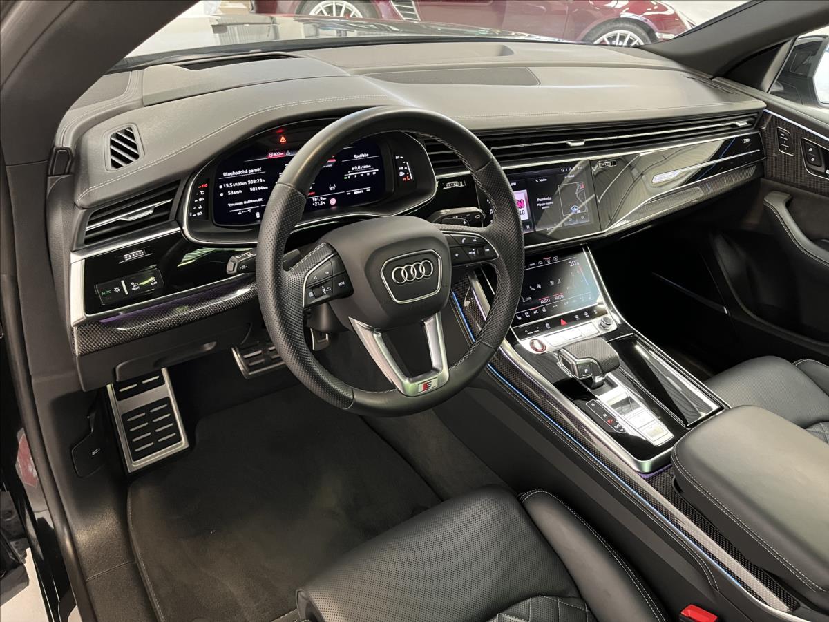 Audi SQ8