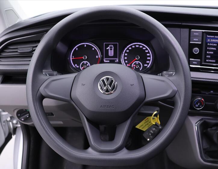 Volkswagen Transporter 19