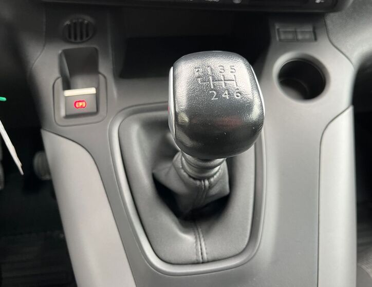 Toyota ProAce City Verso 26