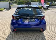Toyota Yaris 5