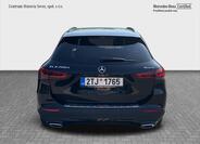 Mercedes-Benz GLA 4