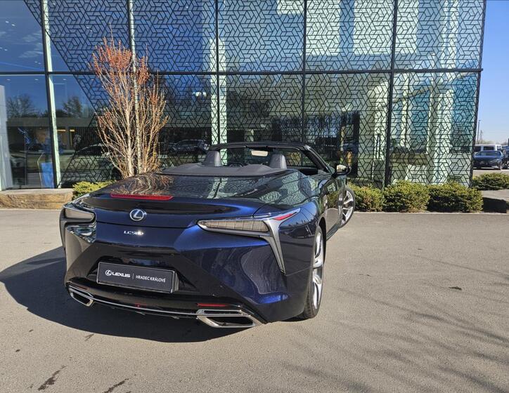 Lexus LC 500 10