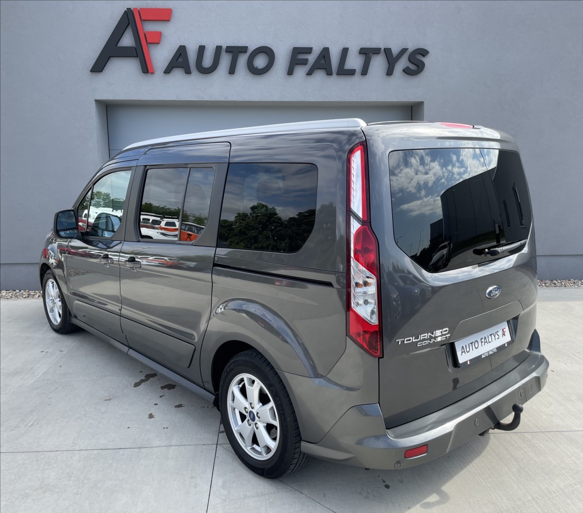 Ford Tourneo
