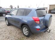 Toyota RAV4 8