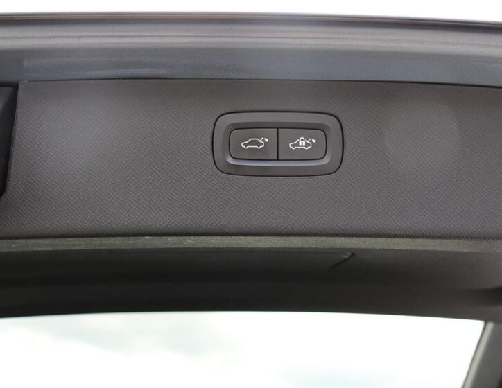Volvo XC90 18