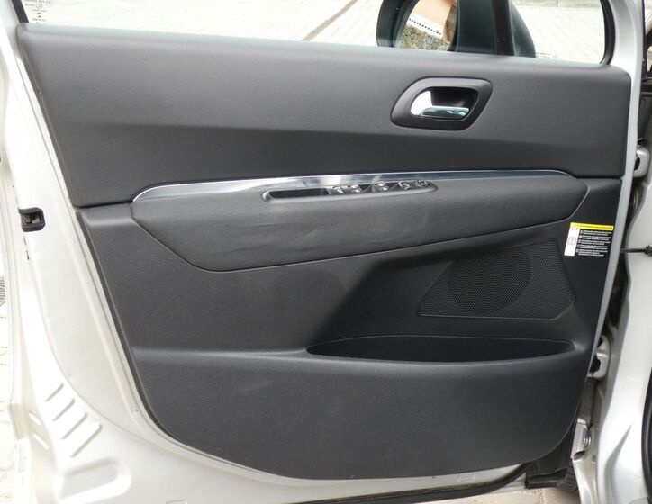 Peugeot 5008 25