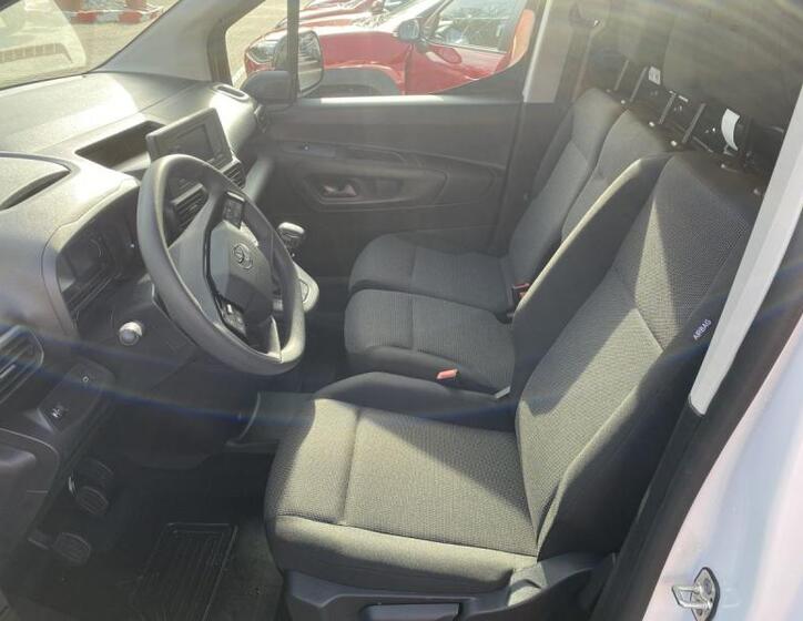 Toyota ProAce City 14