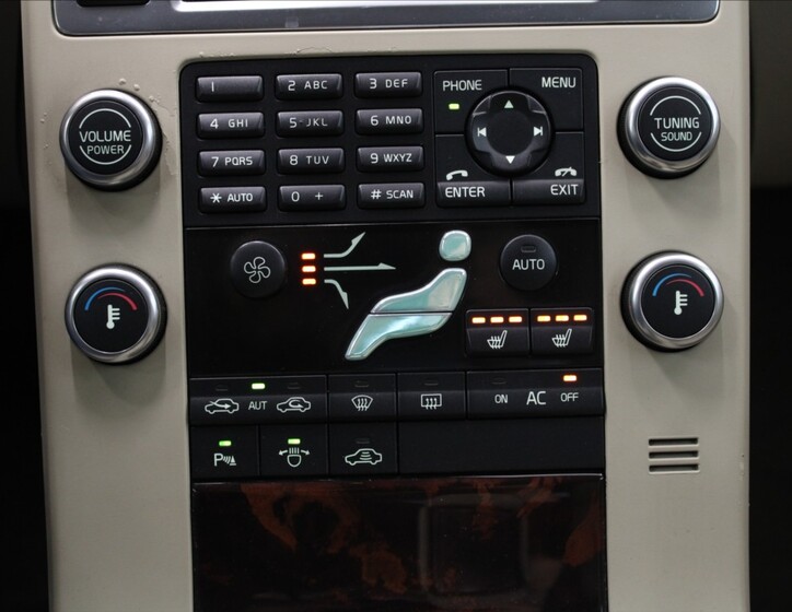 Volvo S80 13