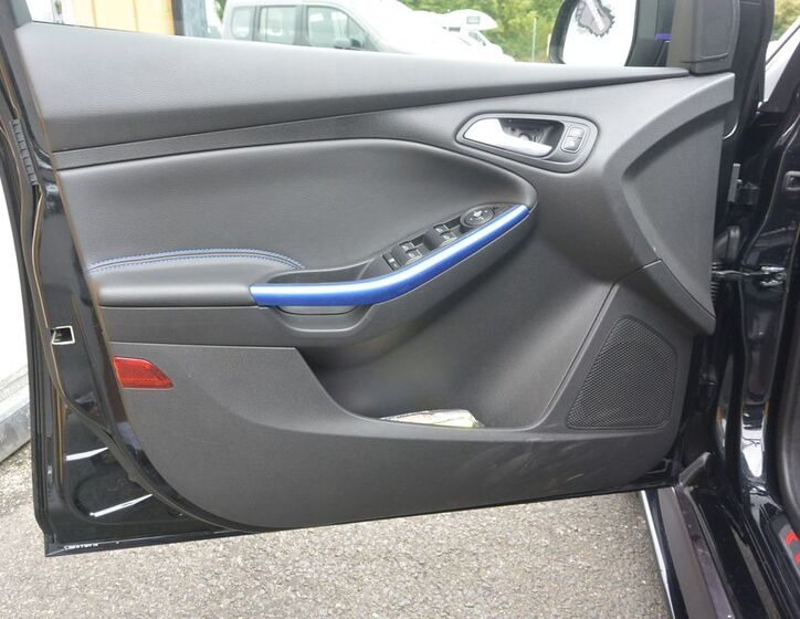 Ford Focus 9