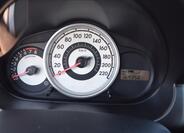 Mazda 2 30