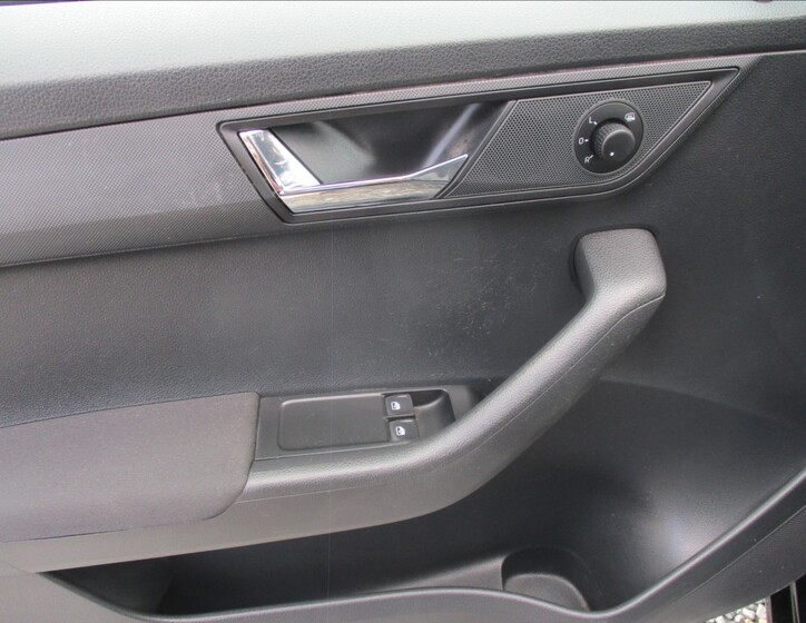 Škoda Fabia 12