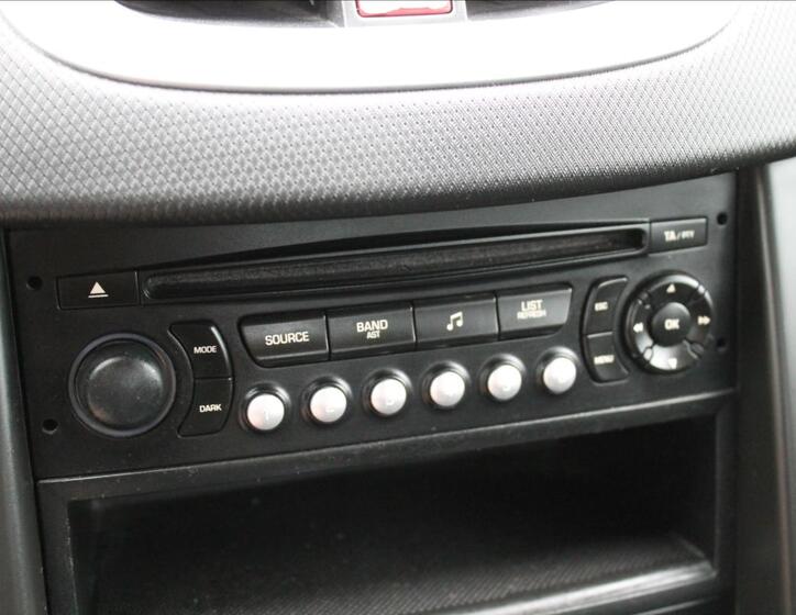 Peugeot 207 12