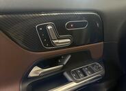 Mercedes-Benz GLA 12