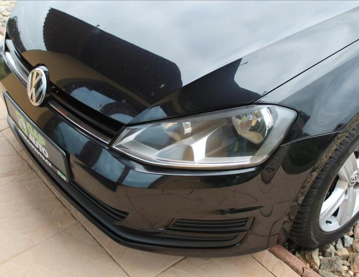 Volkswagen Golf 29