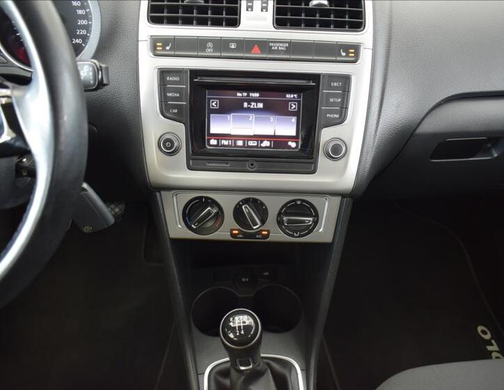 Volkswagen Polo 12