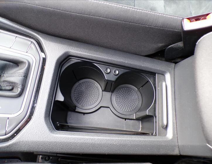 Volkswagen Golf Sportsvan 17