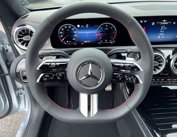 Mercedes-Benz CLA 18