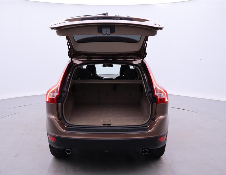 Volvo XC60 9