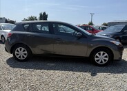 Mazda 3 4
