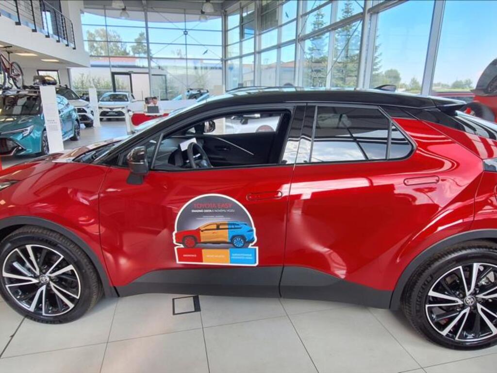 Toyota C-HR 8
