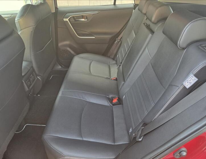 Toyota RAV4 38