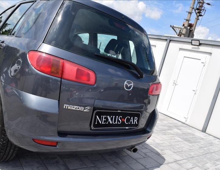 Mazda 2 12