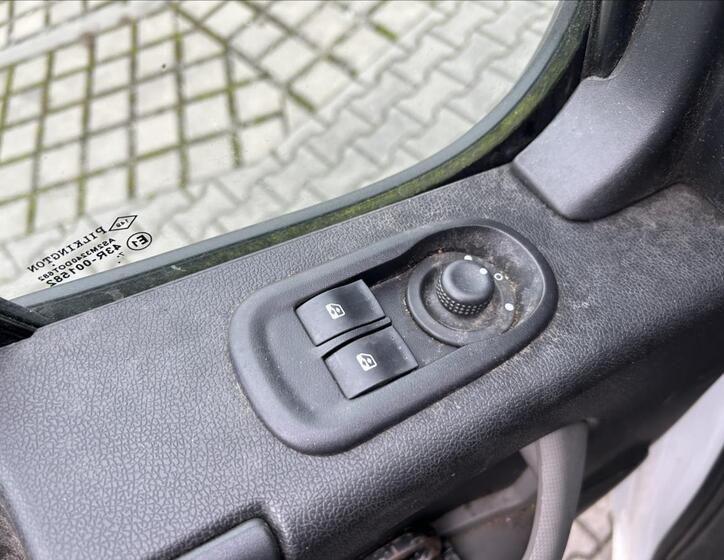 Renault Master 9