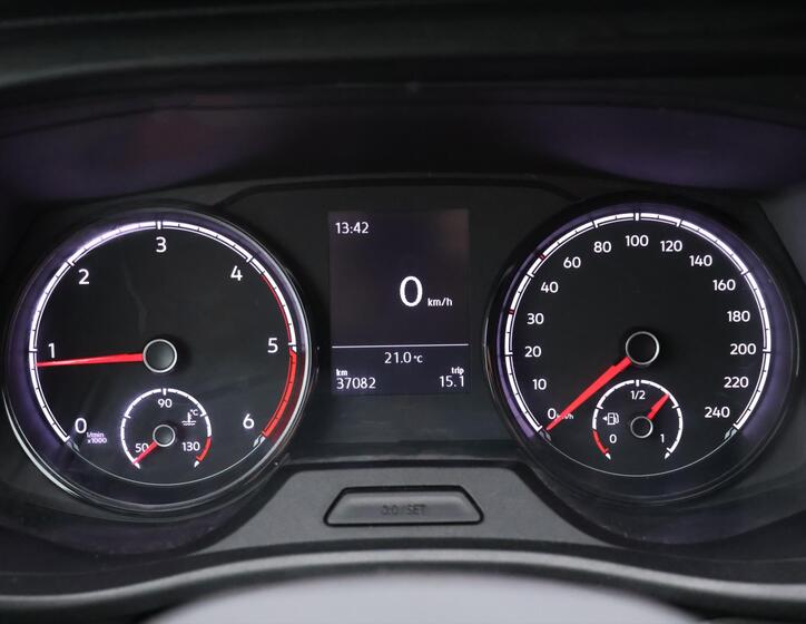 Volkswagen Transporter 16