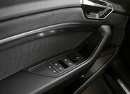 Audi e-tron 22