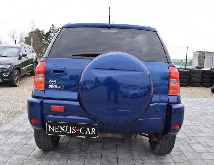 Toyota RAV4 6
