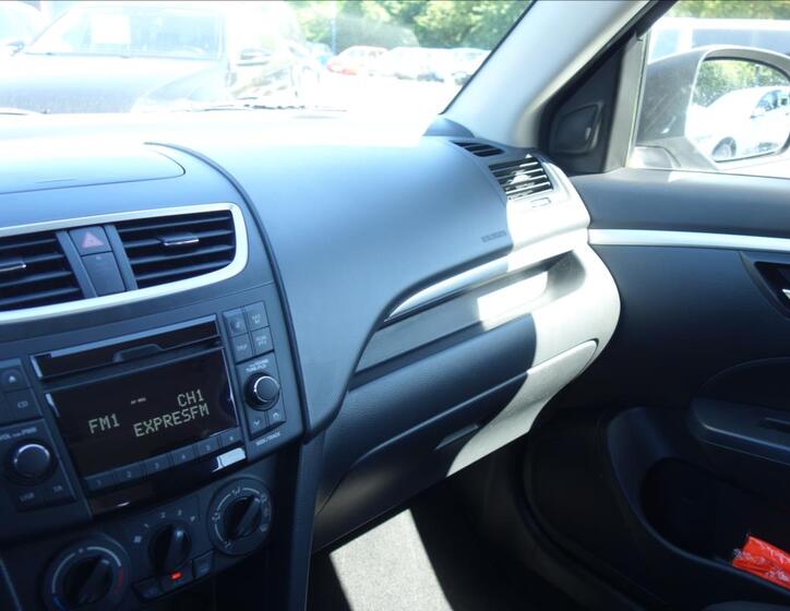 Suzuki Swift 26