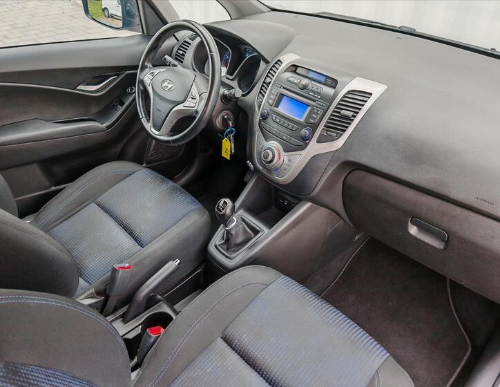Hyundai ix20 13