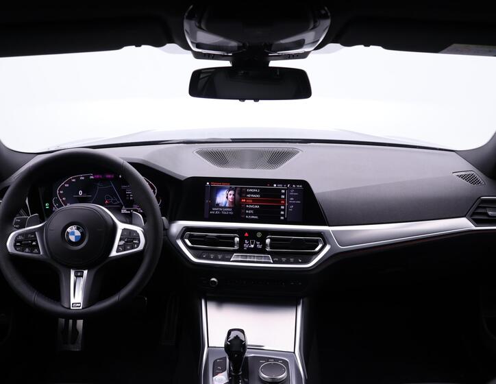 BMW Řada 3 32