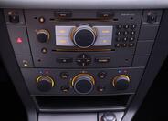 Opel Vectra 25