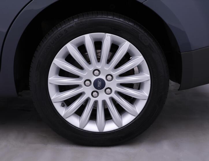 Ford Galaxy 28