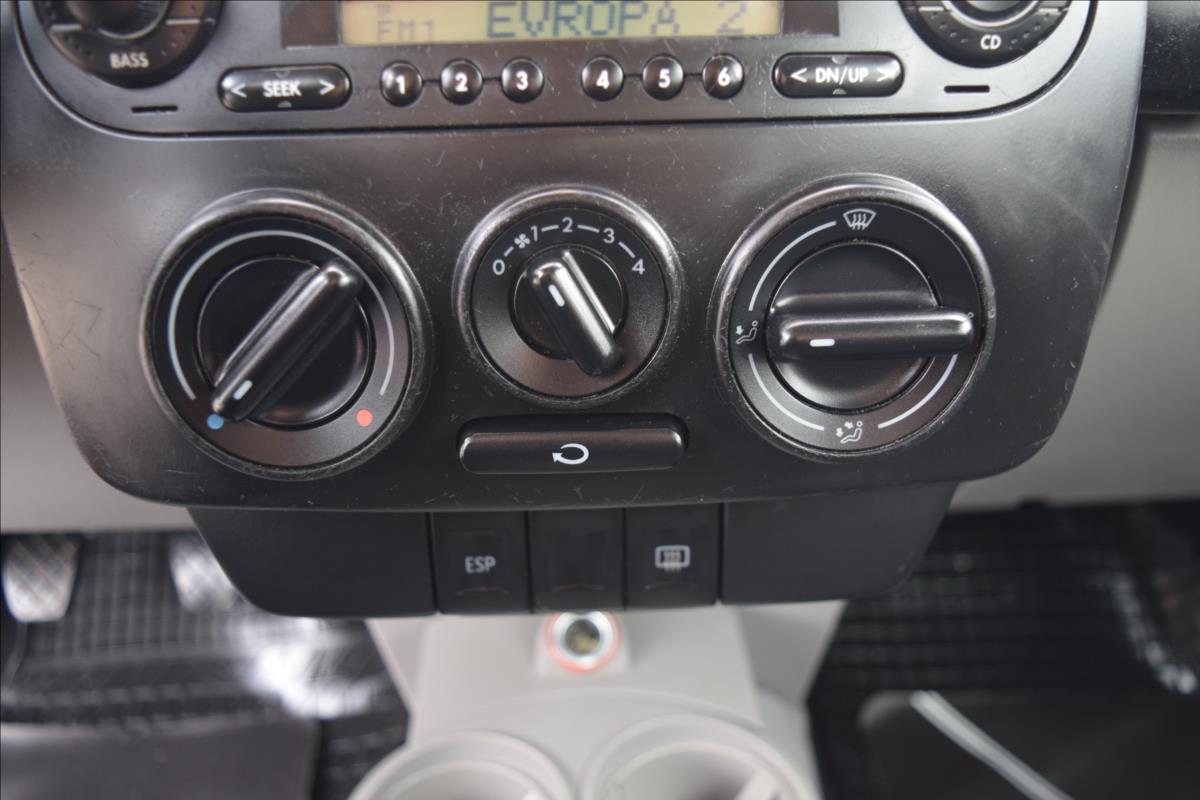 Volkswagen New Beetle