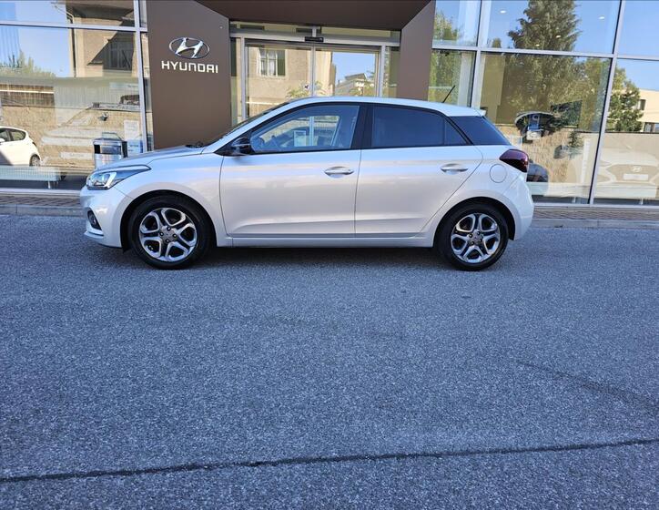 Hyundai i20 3