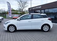 Hyundai i20 8