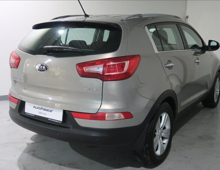 KIA Sportage 4
