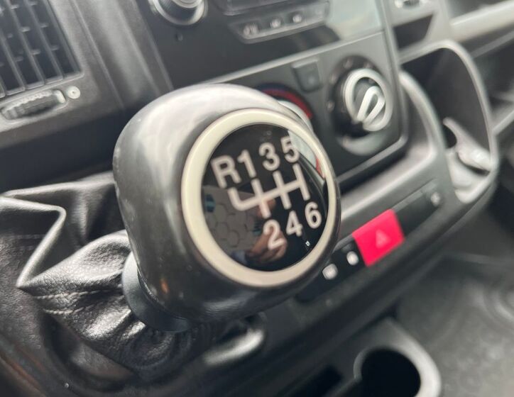 Peugeot Boxer 21