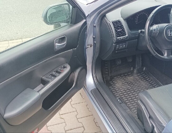 Honda Accord 9