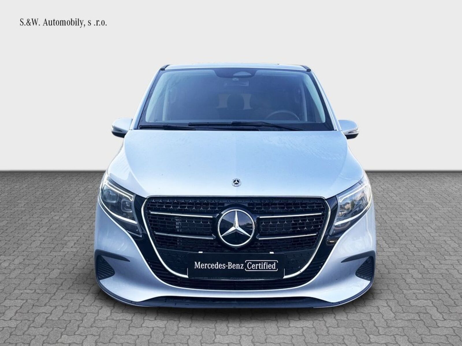 Mercedes-Benz Třídy V 8