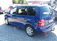 Volkswagen Touran 6